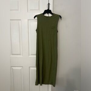 Green T shirt dress everlane
